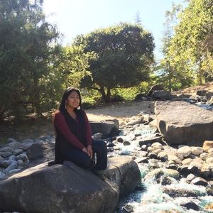 Meet your Posher, Esmeralda